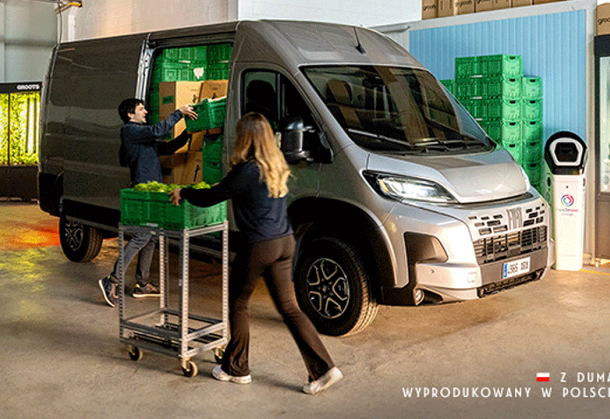 Srebrny Fiat Ducato dostawczy teraz w leasingu 101,8%