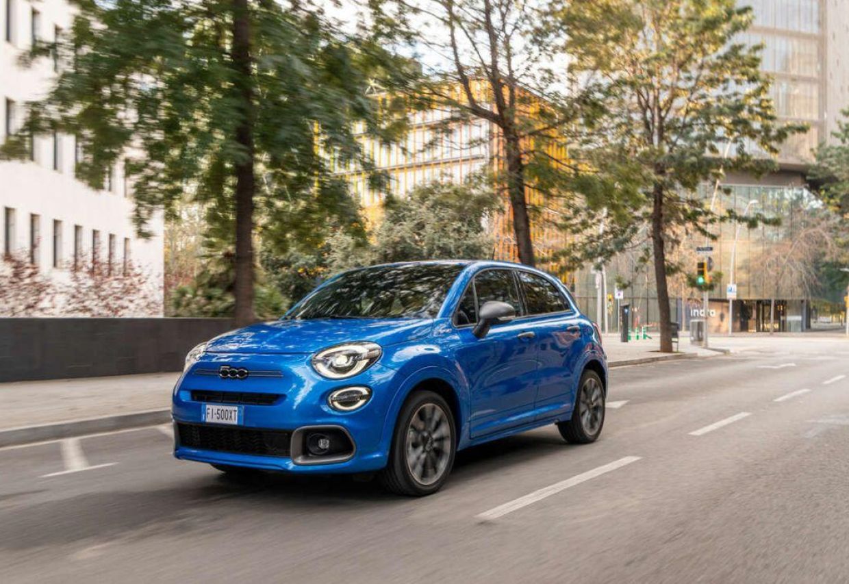 Fiat 500 Hybrid dostępny w promocyjnej pożyczce – atrakcyjne finansowanie samochodów Fiat w Uni-Truck.
