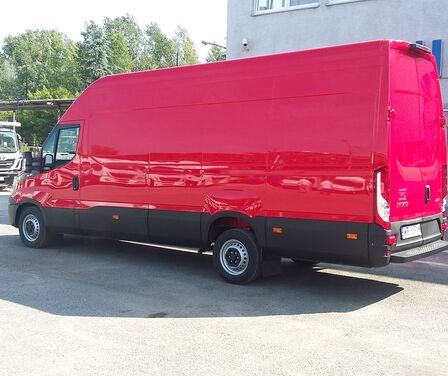 Dostawczy iveco