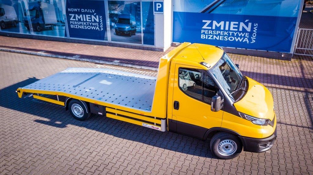 Iveco Daily laweta 3,5 t do przewozu pojazdów